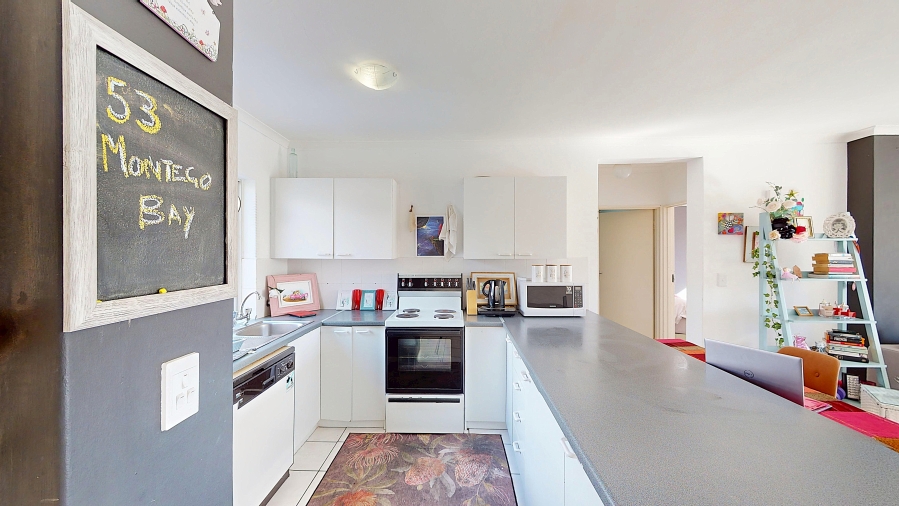 2 Bedroom Property for Sale in Harbour Island Western Cape